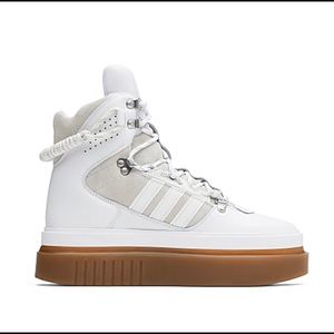 Super sleek boots Ivy park